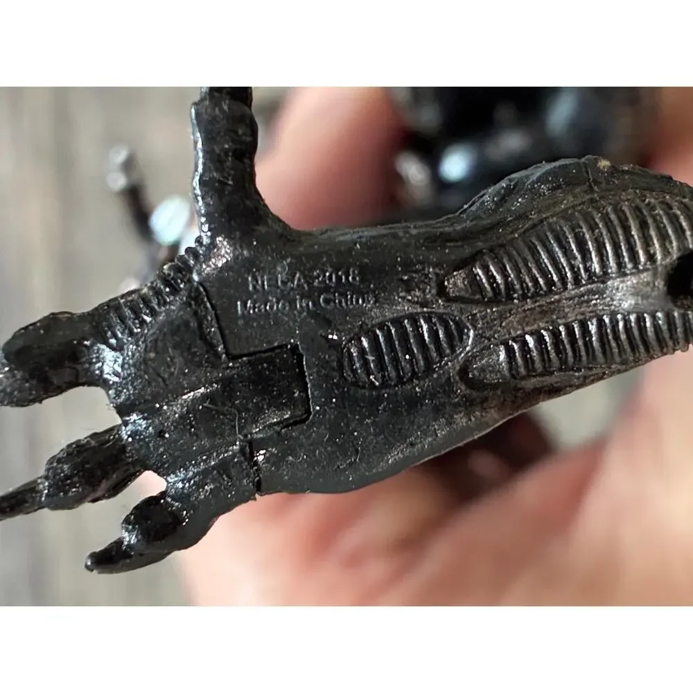 NECA Aliens Xenomorph Action Figures, bundle of 3 w/ articulated joints, 9 in.